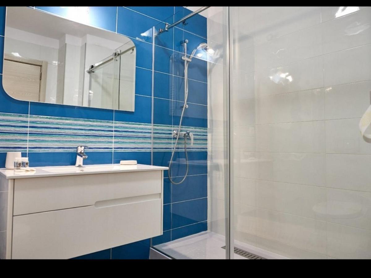 Appartamento Blue 65 Năvodari Esterno foto